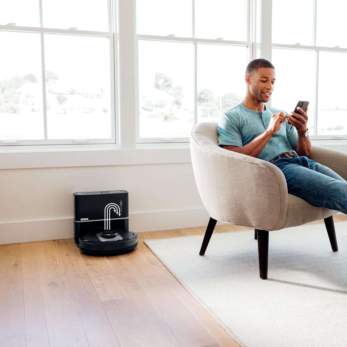 Shark UR2500SR AI Ultra Robot Vacuum, with Ultra Clean, Home Mapping, 30-Day Capacity Bagless Self Empty Base, Perfect for Pet Hair, WiFi, Compatible with Alexa, Black/Silver (Renewed)