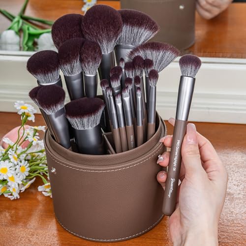 Bueart Design 26 Pcs Chocolate-colored Gift Makeup Brushes Set with Extra Large Holder,Elegant Make up Brushes for Foundation,Face Blending Powder, Contour, Highlight, Concealer, Eyeshadow