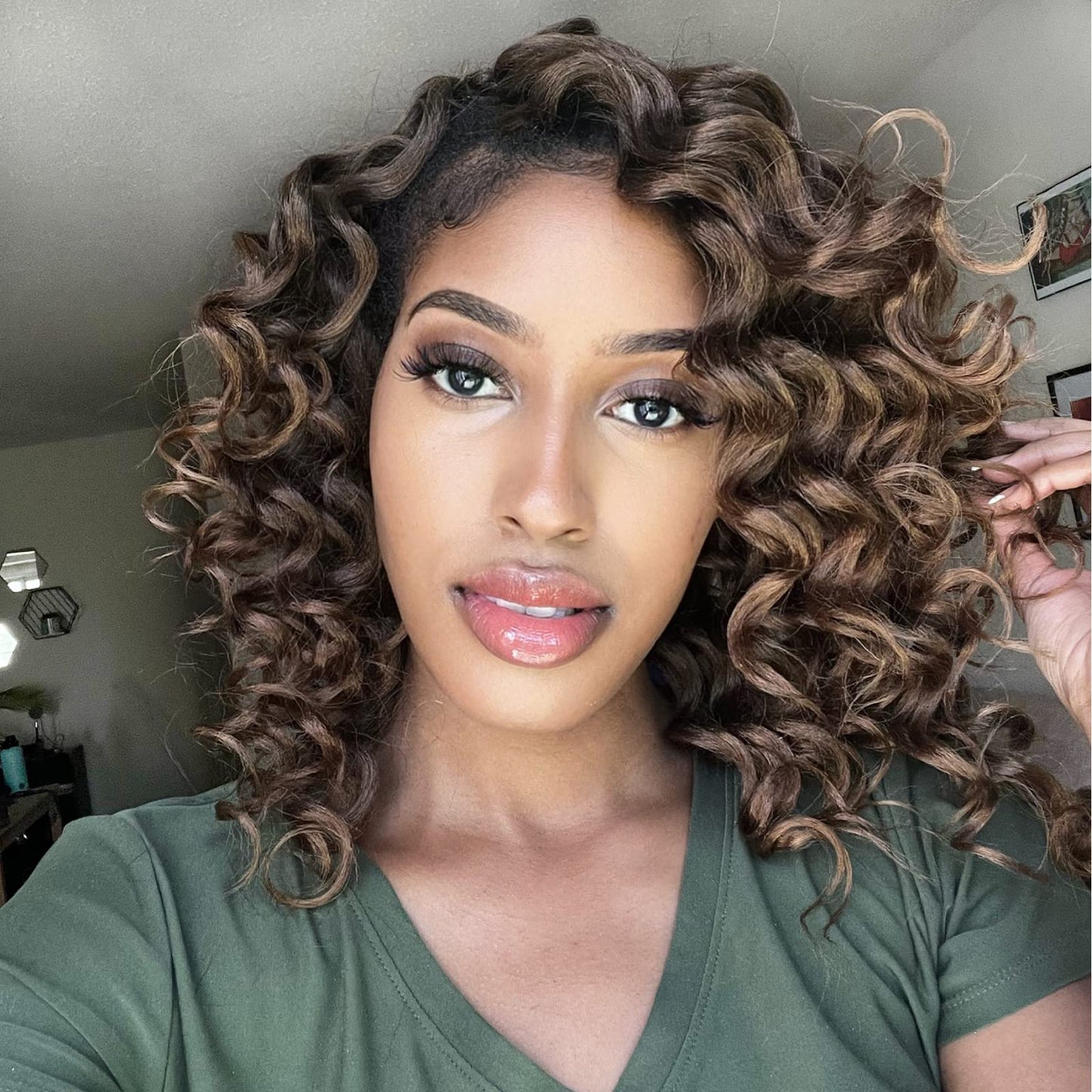ToyoTree Ocean Wave Crochet Hair - 9 Inch 8 Packs Ombre Brown Short Curly Deep Wave Crochet Hair, Synthetic Ocean Wave Braiding Hair Extensions (9 Inch,T4/30-8P)
