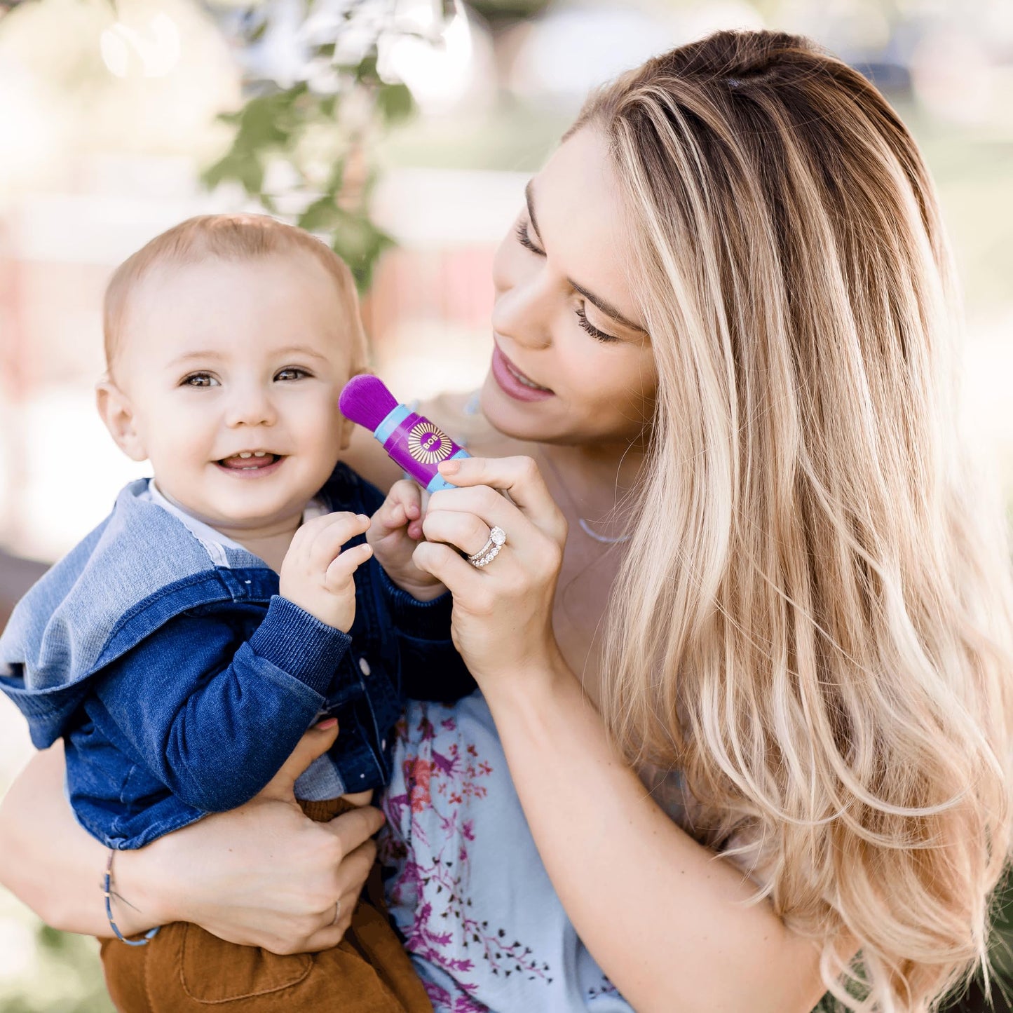 BOB KIDS SPF 30 Brush On Mineral Powder Sunscreen, Broad Spectrum Protection, Water Resistant 80 Mins, Fragrance Free, Easy to Apply for Kids & Babies, Mfg in USA