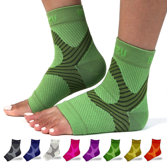 BLITZU Compression Socks for Plantar Fasciitis, Achilles Tendonitis Relief. Ankle Compression Sleeve for Heel Spurs, Foot Swelling, Fatigue & Sprain. Arch Support Brace for Sports, Gym Green S-M