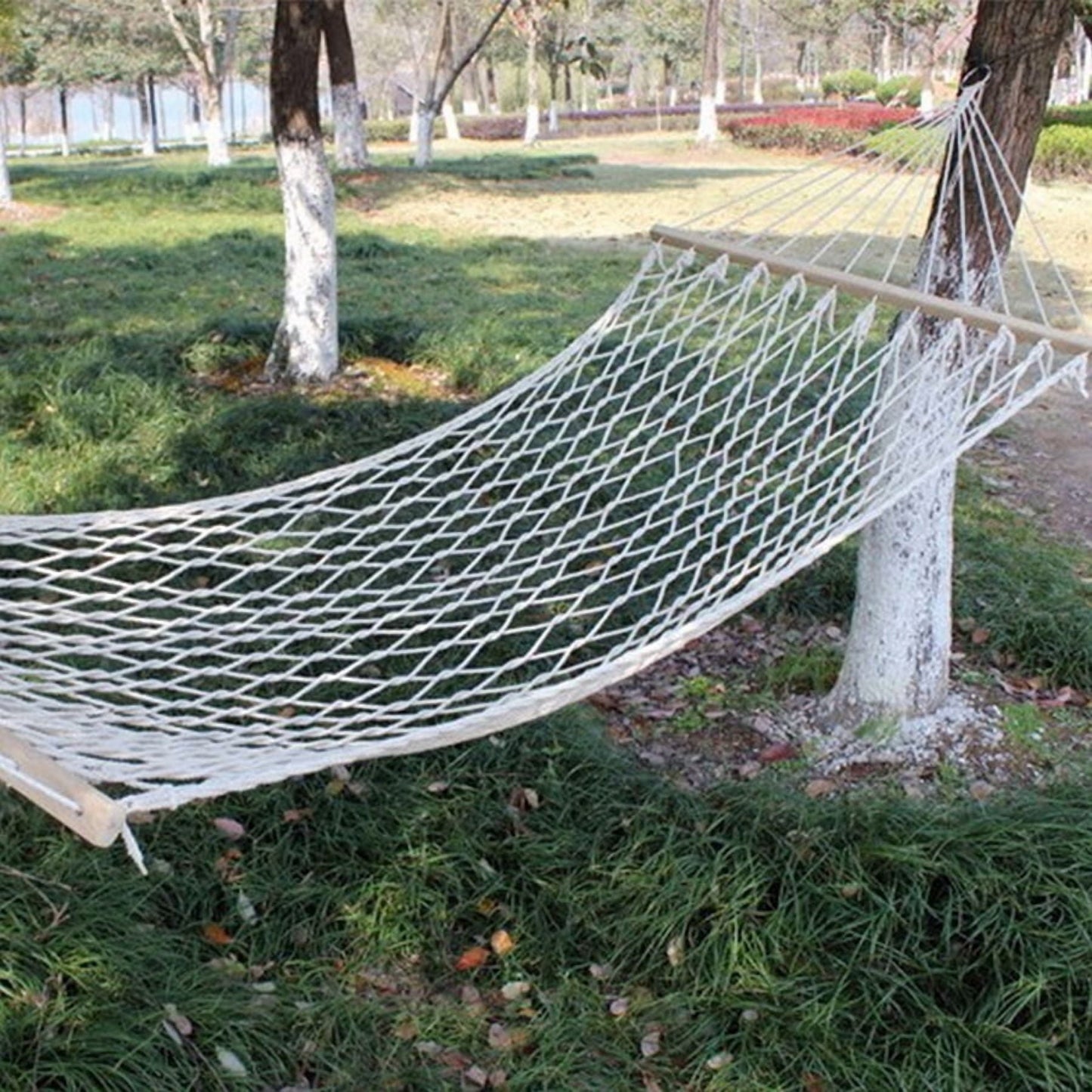 Heavy Duty Beach Hammock with Crossbars and Removable Pillow - 450 lb Capacity, Quilted Fabric Outdoor Hammock for Patio, Backyard, Poolside - Includes Chains for Easy Hanging