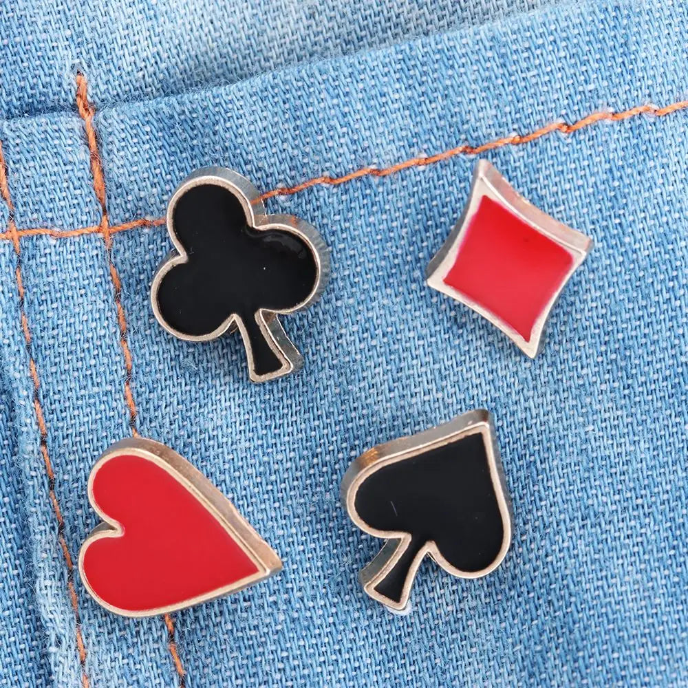 4pcs Poker Shape Collar Pin Set